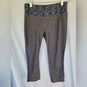 Athleta Women's Pant Size M‎ Splits Revelation Legging Capri Crop Printed Grey